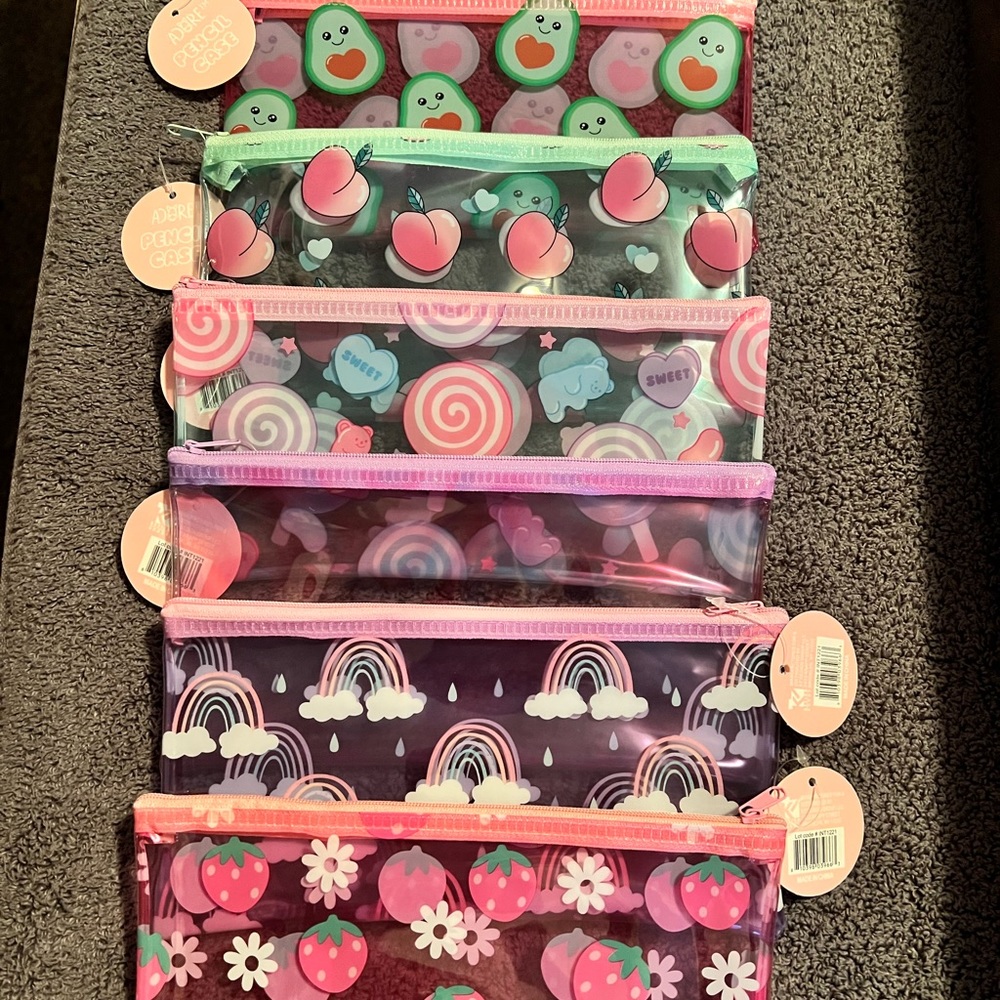 Adore pouches